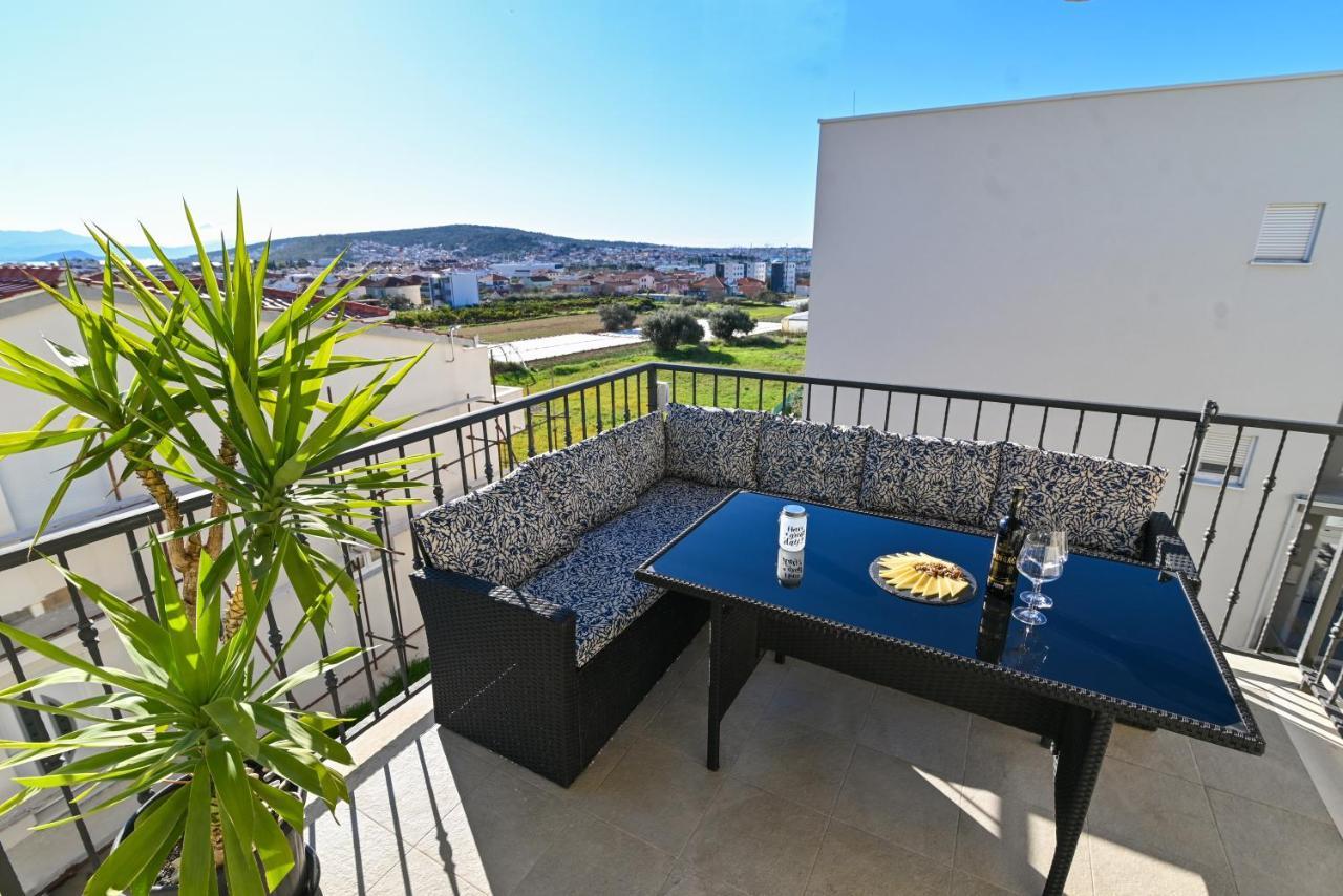 Apartment Marko Trogir Exterior foto