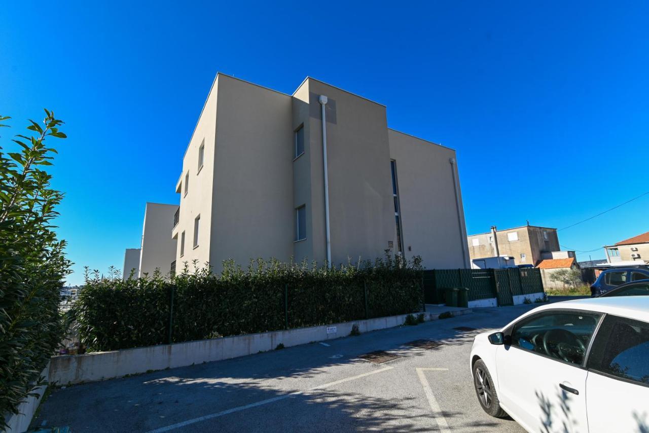 Apartment Marko Trogir Exterior foto
