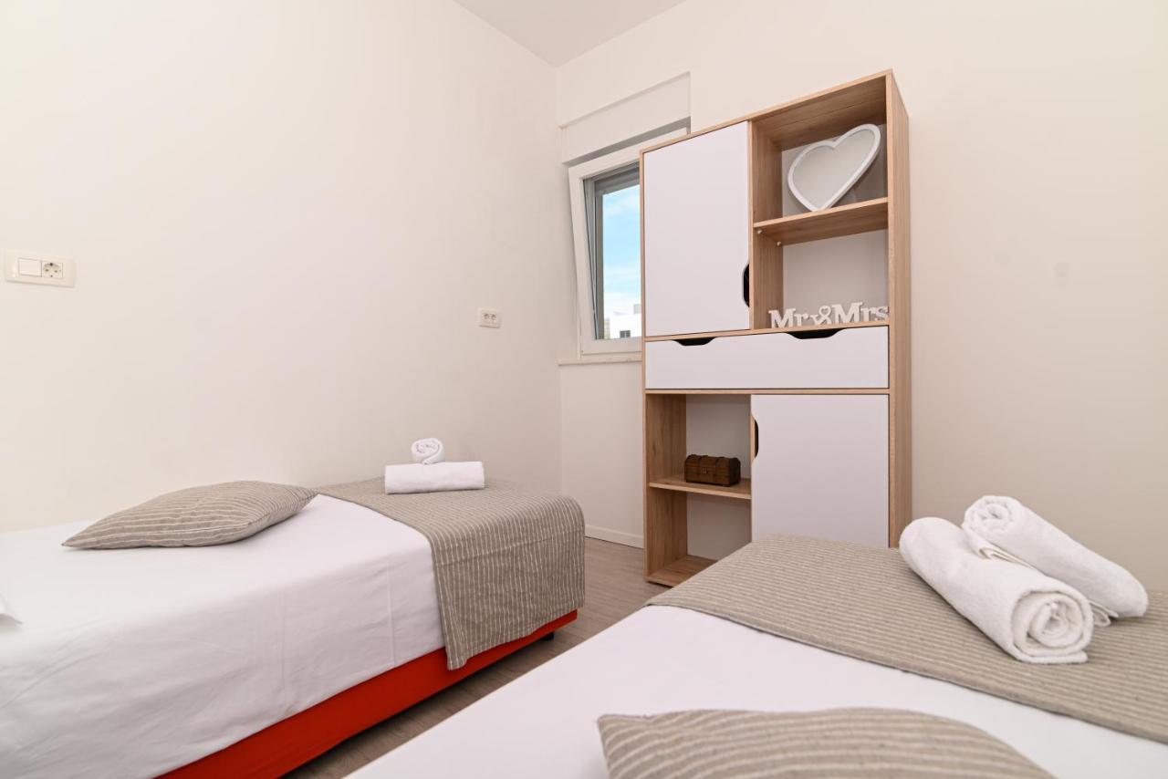 Apartment Marko Trogir Exterior foto